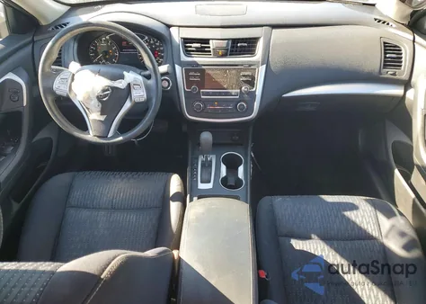 2016 Nissan Altima 2.5 z USA, uszkodzony, nr VIN 1N4AL3AP1GC144129
